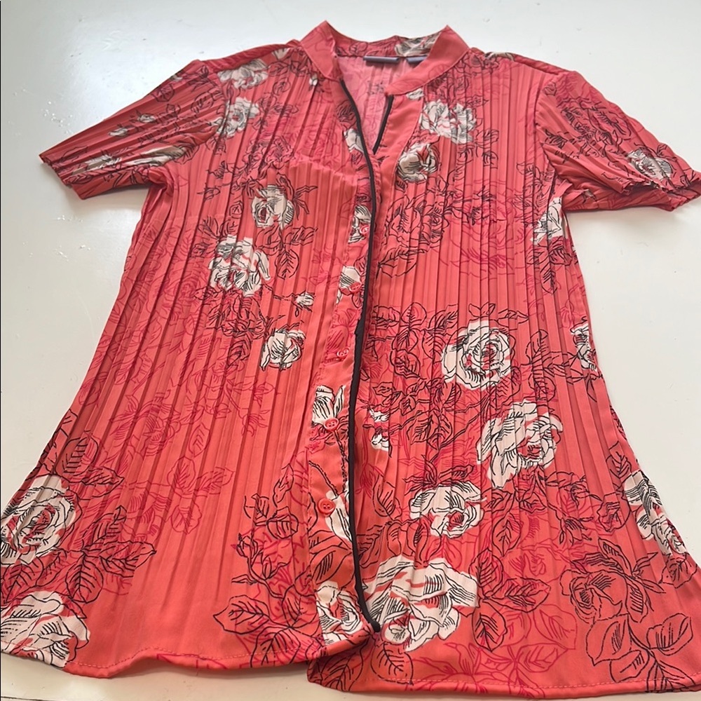 Laura Scott Small Short Sleeve Pink Floral Stretchy Button Up Blouse